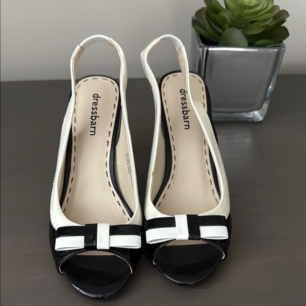 Dressbarn Black and White Slingback Peep-Toe Heels 7W